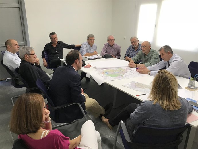 Fotro de Urbanismo en Tomares.