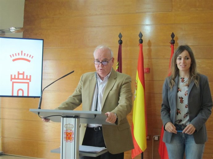  El Concejal De Hacienda Y Contratación, Eduardo Martínez-Oliva