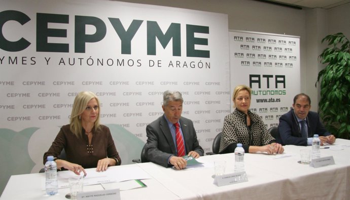 Firma del acuerdo entre ATA y CEPYME en Aragón.