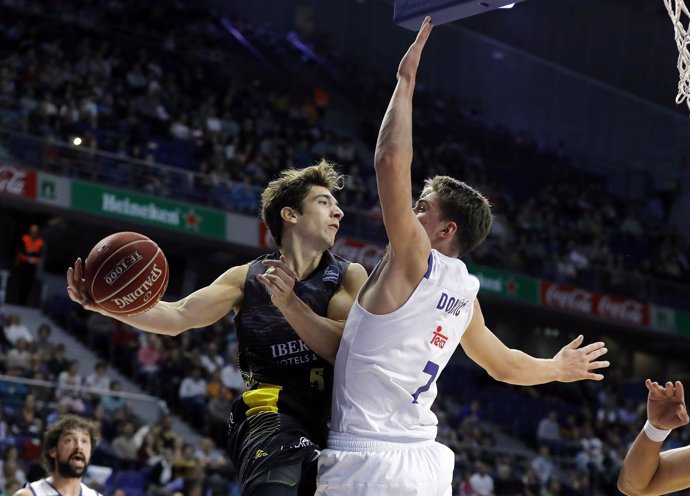 Nicolás Richotti Y Doncic (REAL MADRID - IBEROSTAR TENERIFE)