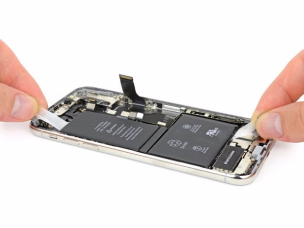 La batería del iPhone X está dividida en dos celdas y tiene mayor
