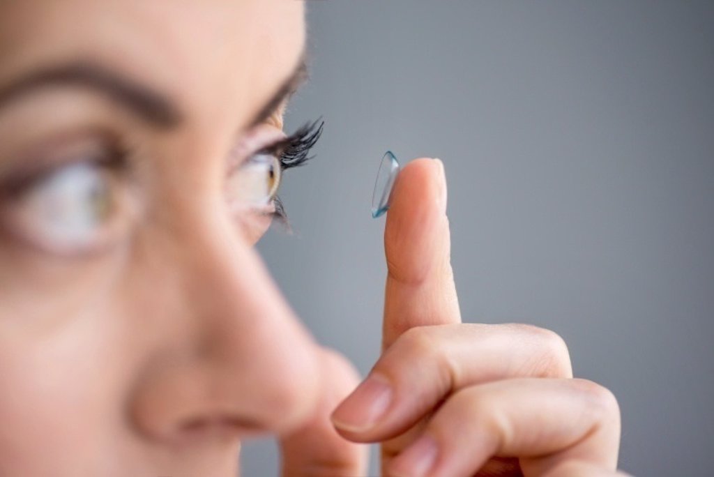 ¿Puedo perder la lentilla en el ojo?¿ Se caerá si hago ejercicio?