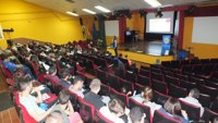 Alumnos de FP de Zafra (Badajoz) conocen el Plan de Empleo Autónomo de Extremadura en una charla informativa de CEAT