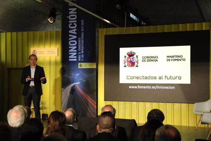 El Ministro De Fomento Presenta El Plan De Innovación Para El Transporte Y Las I