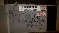 Realizan pintadas contra el PNV en batzokis de Bilbao, Arrankudiaga y Basauri