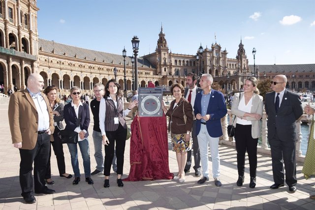 La Plaza de España recibe la distinción de Tesoro de la Cultura Cinematográfica 