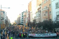 Unas 5.000 personas se manifiestan en Lleida para pedir la "libertad de los presos políticos"