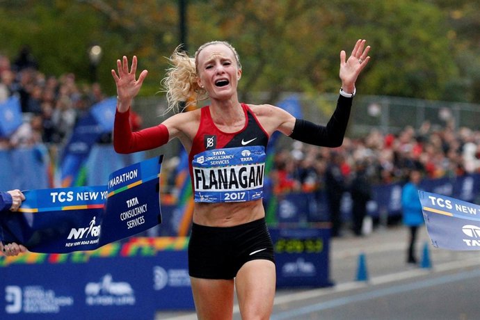 Shalane Flanagan logra la primera victoria estadounidense en Nueva York