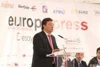 Vara rechaza un cupo como el vasco para Cataluña: "Tener dos lenguas no significa tener dos bocas"