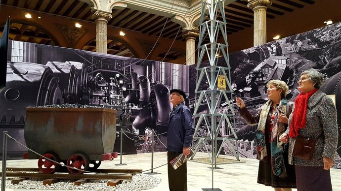 La exposición 'Dicen que hay tierras al Este', hasta el 7 de enero.