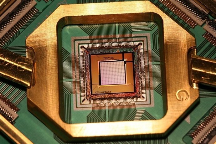 Chip cuántico para ordenador en desarrollo por Google