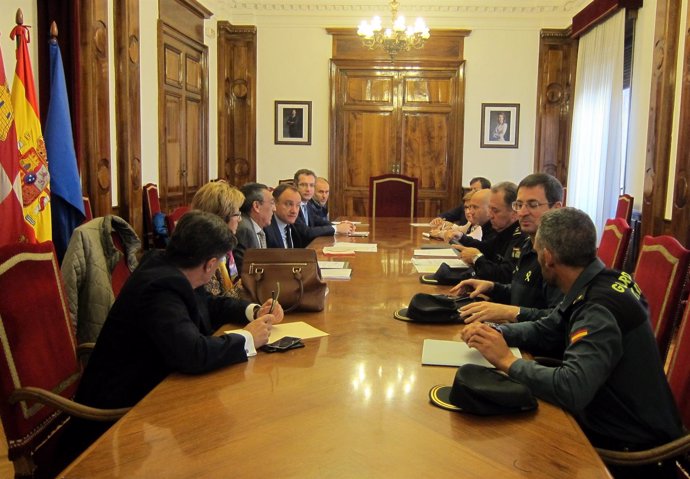 Reunión sobre el Interlocutor Policial Sanitario. 