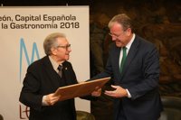 León acogerá en abril un congreso sobre economía tras el acuerdo del Ayuntamiento con la Academia de Ciencias Económicas