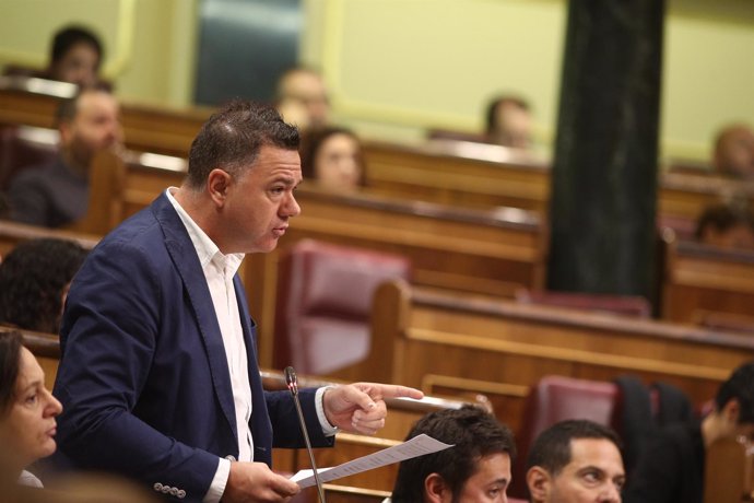 Juan Antonio Delgado, de Podemos, interviene en el Congreso