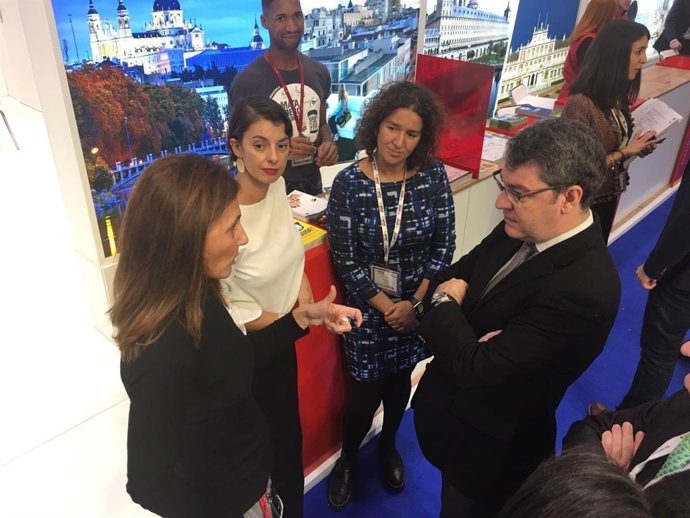 Foto Y Pie De Foto: La Comunidad Lleva A Londres La Cultura De La Región Para At