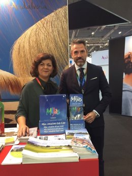 El alcalde de Mijas y la edil de Turismo en la WTL 