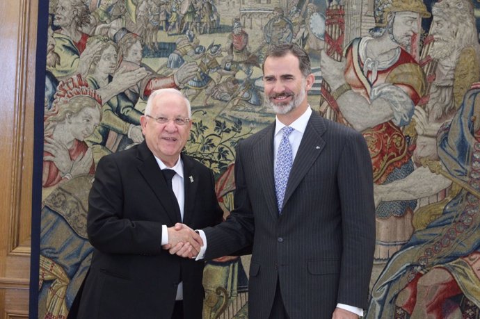 El Rey Felipe VI recibe al presidente de Israel Reuven Rivlin