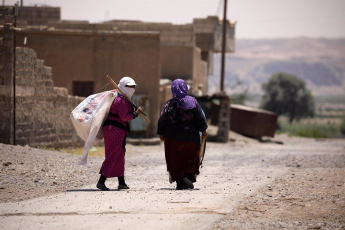 Mujeres en el oeste de la región de Raqqa