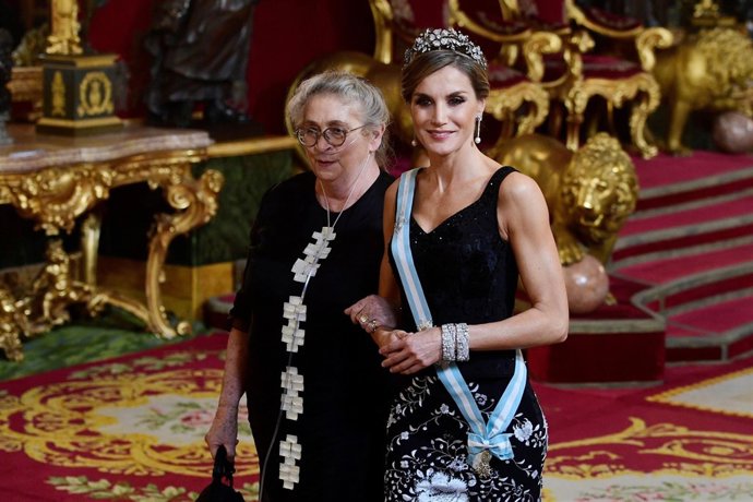 La delicadeza de la Reina Letizia con la primera daba israelí