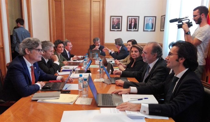 El pres. Del TS i del CGPJ Carlos Lesmes presideix a Barcelona una reunió