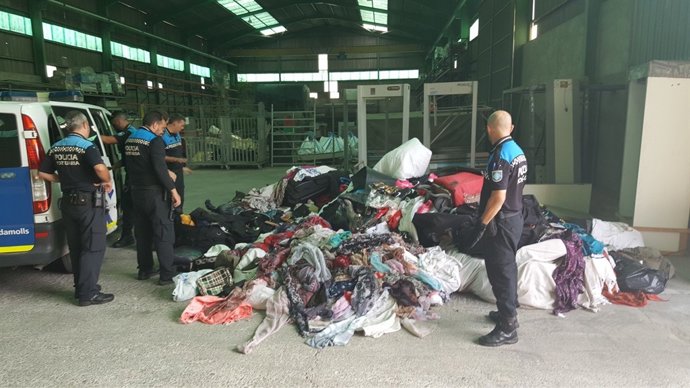 Productes falsificats intervinguts al Port Vell