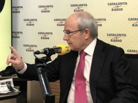 Montilla pide a Puigdemont que dé la cara en vez de estar fuera contando medias verdades