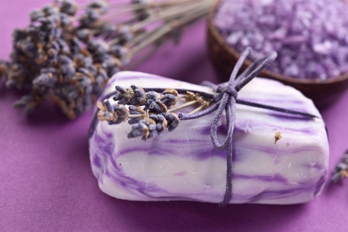 Jabón artesanal de lavanda