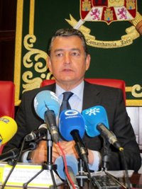 Antonio Sanz expone "repulsa" por el presunto caso de violencia de género en Almería y confirma atención a los hijos