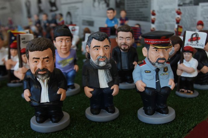 Els caganers de J.Sànchez, J.Cuixart i J.L.Trapero