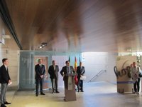 La Asamblea de Extremadura visibiliza a las personas con enfermedades raras con la exposición 'Expression of Hope'