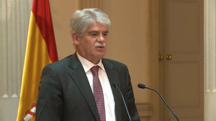 Dastis insisteix a "actuar amb tranquil·litat" davant Catalunya