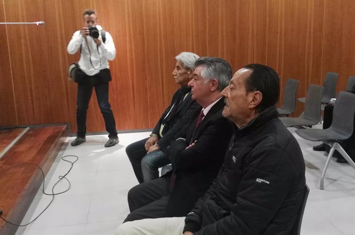 Roca, Muñoz y un empresario en un juicio por siete convenios
