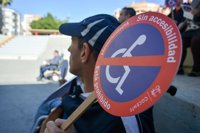 Cientos de andaluces reivindican el derecho a la accesibilidad y piden sanciones ante su incumplimiento