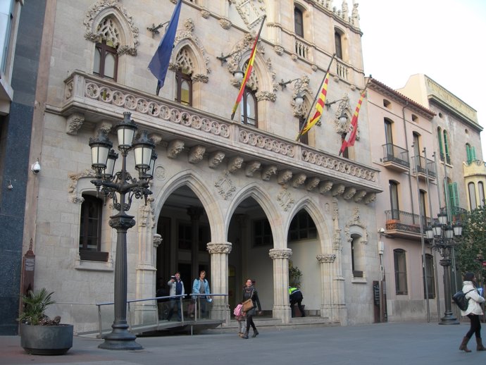 Façana de l'Ajuntament de Terrassa