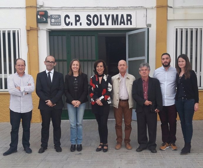 Fernández visita el CEIP Soymar en Matagorda