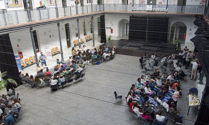 Los Cafés con Ciencia arrancan la XVII Semana de la Ciencia en Andalucía