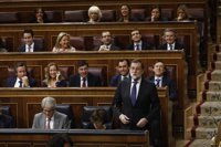 Rajoy dice al PNV que, además de distensión política, lo primero en Cataluña debe ser cumplir la ley
