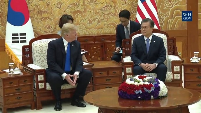 Trump adverteix Corea del Nord "no posar a prova" els EUA