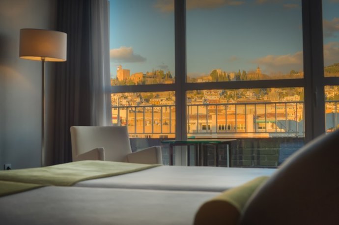 Barceló abre su quinto hotel en Granada