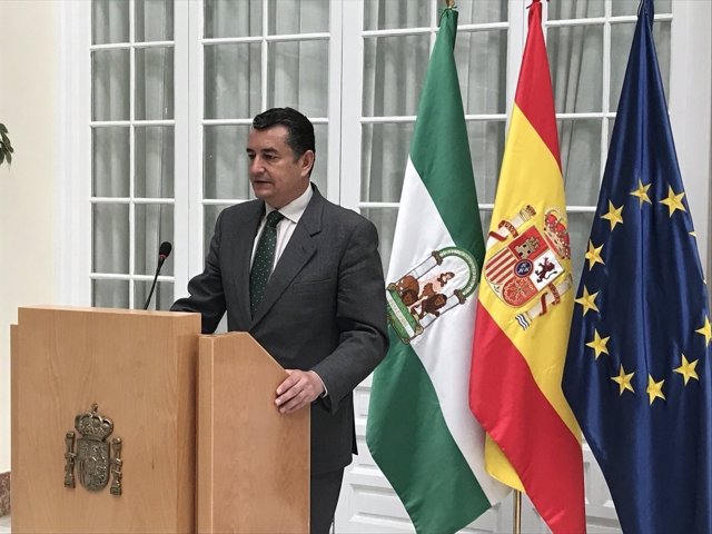 El delegado del Gobierno en Andalucía, Antonio Sanz, en rueda de prensa