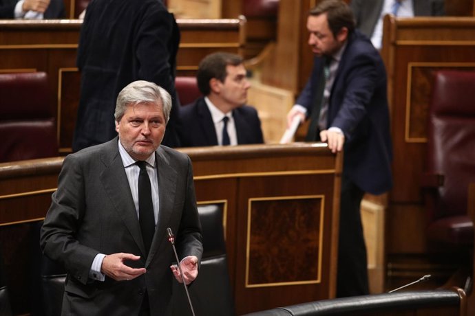 Iñigo Méndez de Vigo en la sesión de control al Gobierno en el Congreso