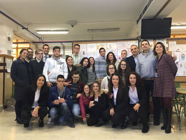 Presentación del proyecto 'MyVETmobility' en el IES Los Cerros.