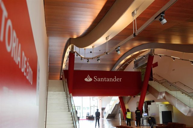  Ciudad De Banco Santander