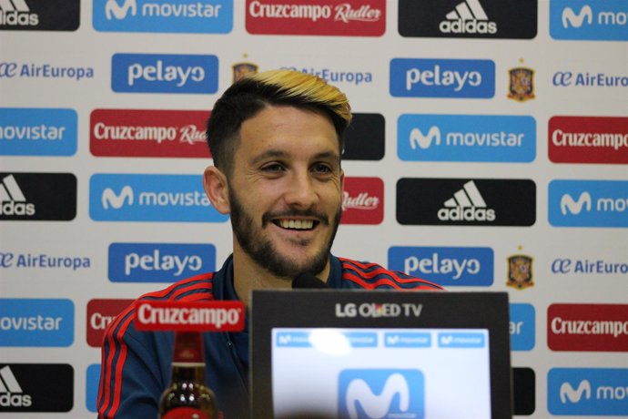 Luis Alberto en rueda de prensa con la selección