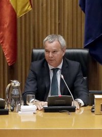 El PSOE quiere que el Parlamento canario aumente a 71 escaños, con una circunscripción regional de 10