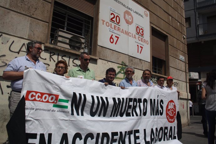 Manifestación Por Accidente Laboral En Sierra De Los Filabres 