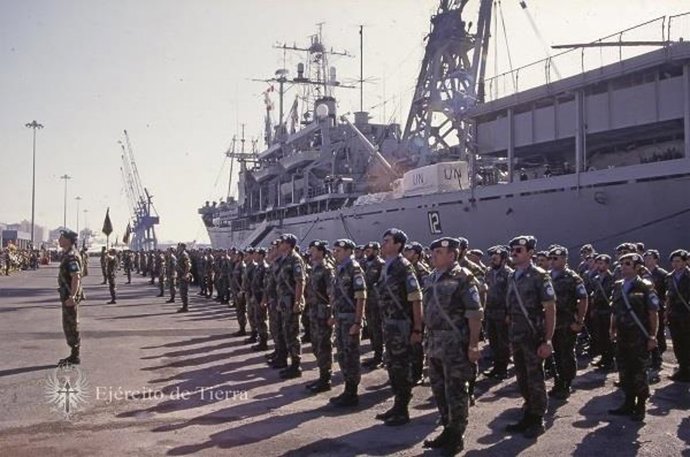 Primer embarque de militares españoles a Bosnia