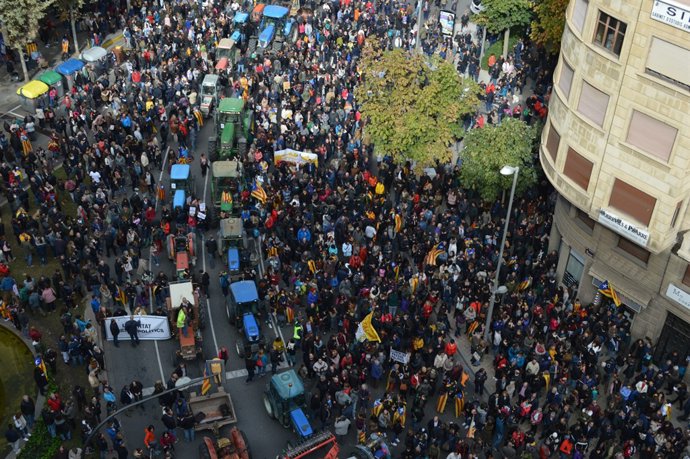 Manifestació a Lleida contra el 155 i l'empresonament de sobiranistes