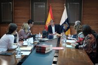 Canarias convoca su primer concurso autonómico de traslados de personal docente