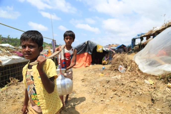 Niños refugiados en Bangladesh 